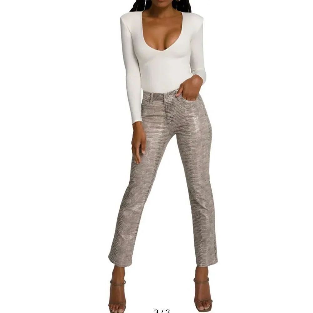 GOOD AMERICAN Snake Print Good Straight Cropped Jeans NWT Size 0/25